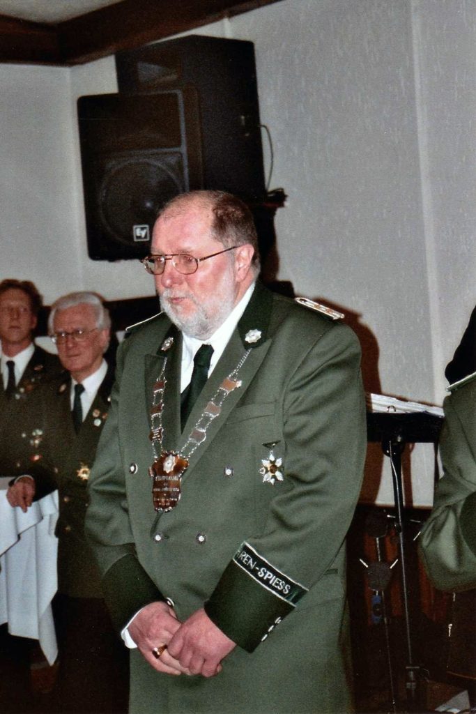 1. Hauptmann Hans Kastin