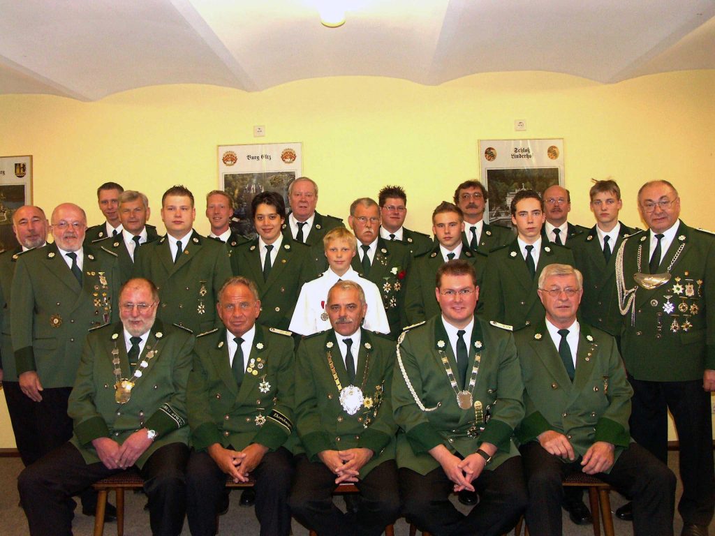 1. Garde 2005